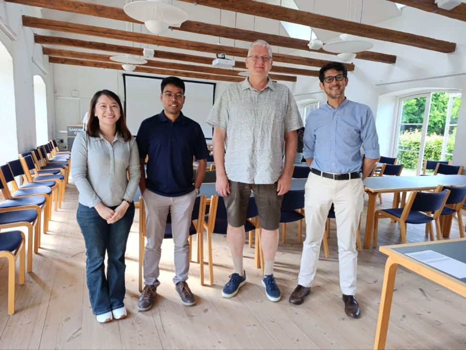 Prof. Hojamberdiev Dr.Roy PhD Fellow Linh Truog @ SMART x CENSEMAT-Summer-School-full